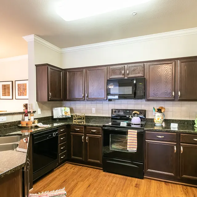 Summer Lake Summer Lake - Oven, Room, Wood