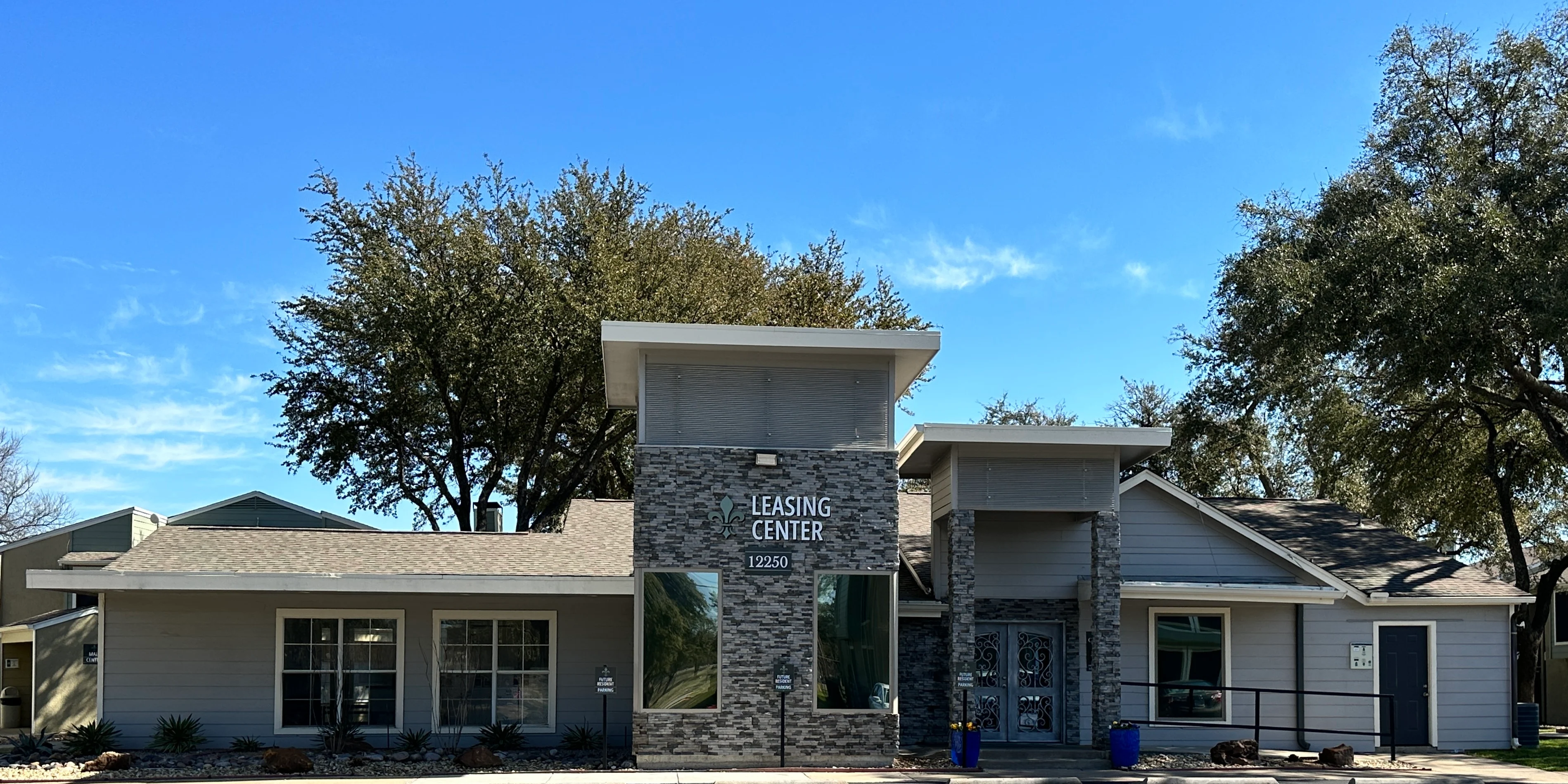 St. Croix Apartments - Neighborhood, Outdoors, Shelter