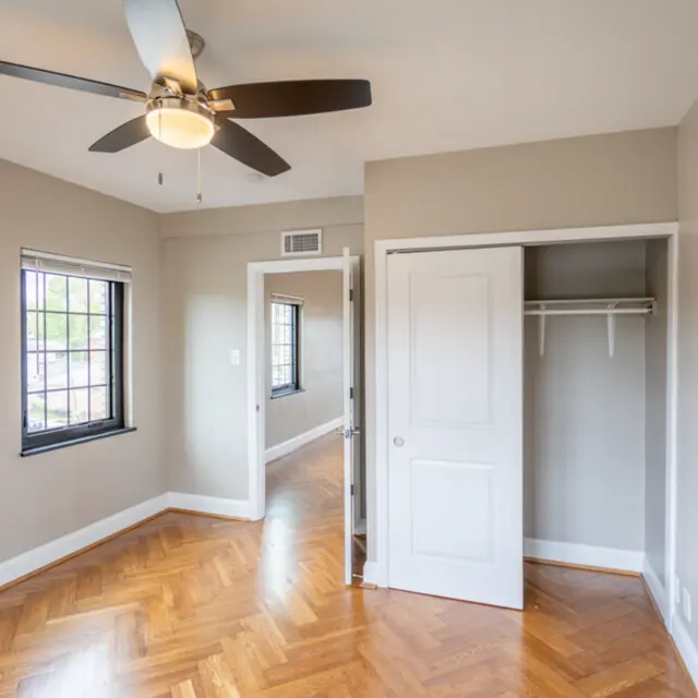Hyde Park Terrace - Corner, Floor, Appliance