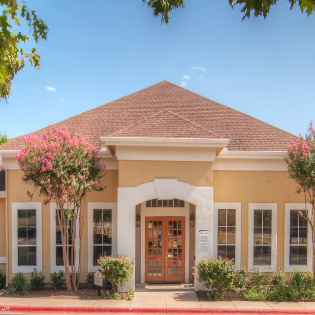 Village at Collinwood - House, Housing, Villa