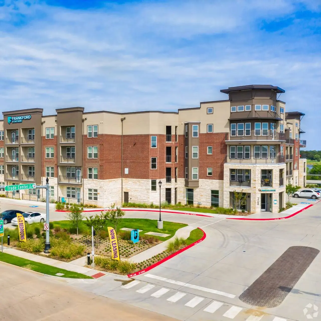 Frankford Station​ - City, Road