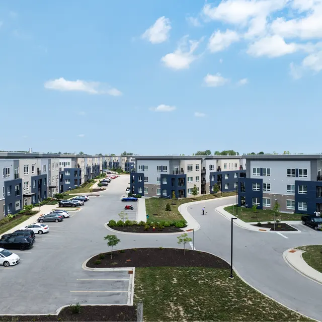 Hub13 Hub13 - Car, Suburb, City