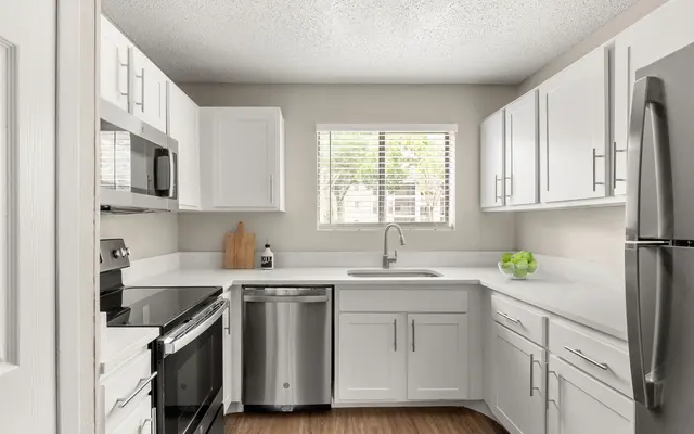 Eagles Point - Indoors, Interior Design, Kitchen