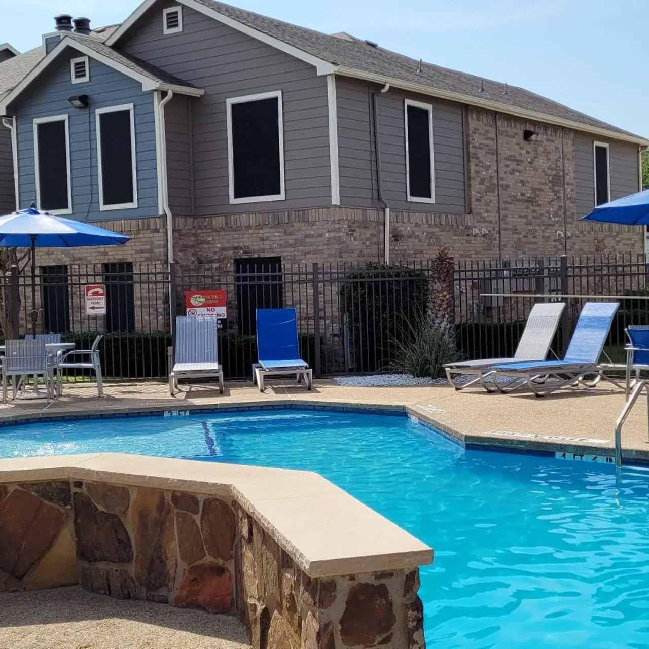 Springfield Crossing Apartments - Pool, Water, Swimming Pool
