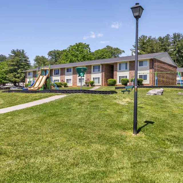 Allandale Falls - Grass, Plant, Building
