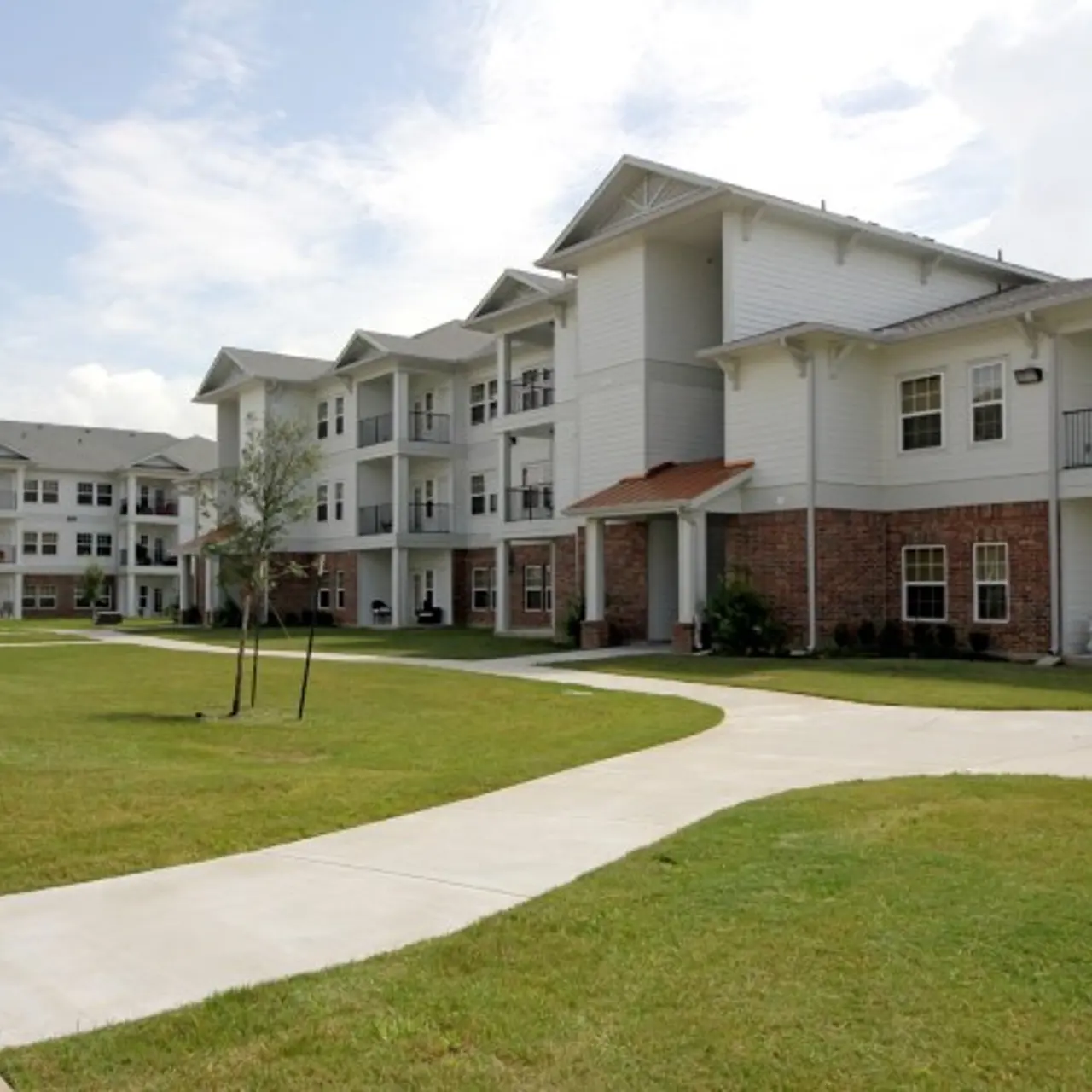 Villa Broussard I and II - Building, Urban