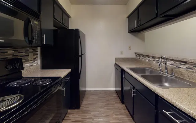 Windscape Apartments - Room, Floor