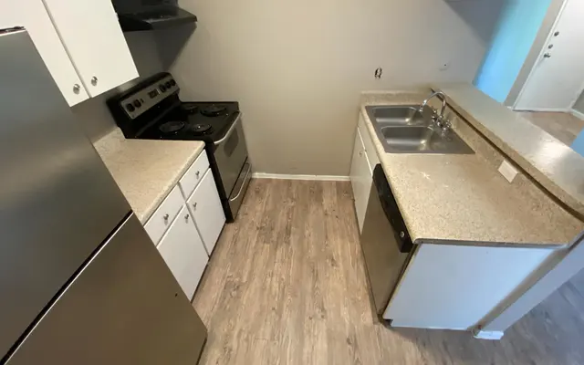Tradewinds Apartments - Kitchen, Sink