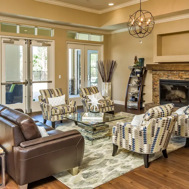 Oakwood Sarasota - Home Decor, Furniture, Indoors