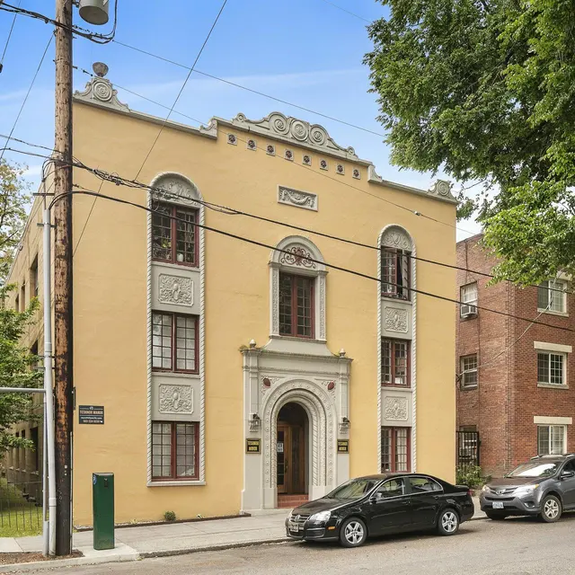 Urban Asset Advisors - Car, Path, Tire