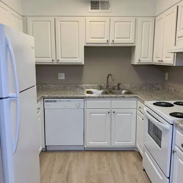 Summer Chase - Indoors, Interior Design, Kitchen