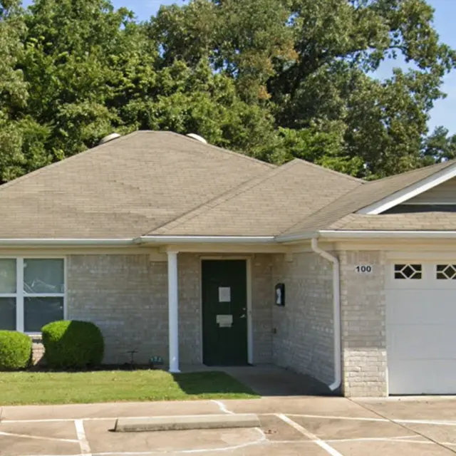 Prairie Creek Estates - Garage, Indoors, Grass