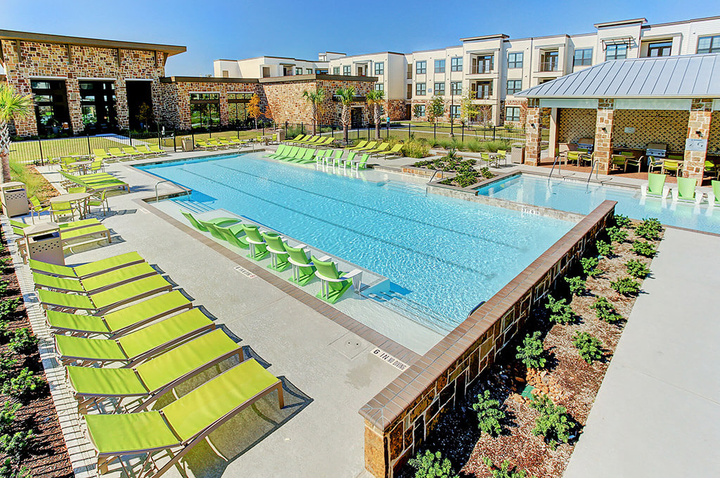 ParkLane Fulshear Apartments ParkLane Fulshear Apartments - Pool