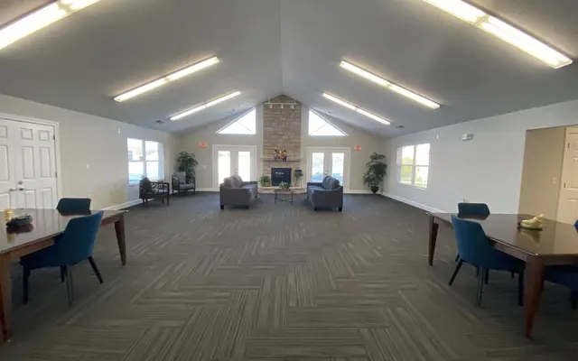 Arbors at Water's Edge