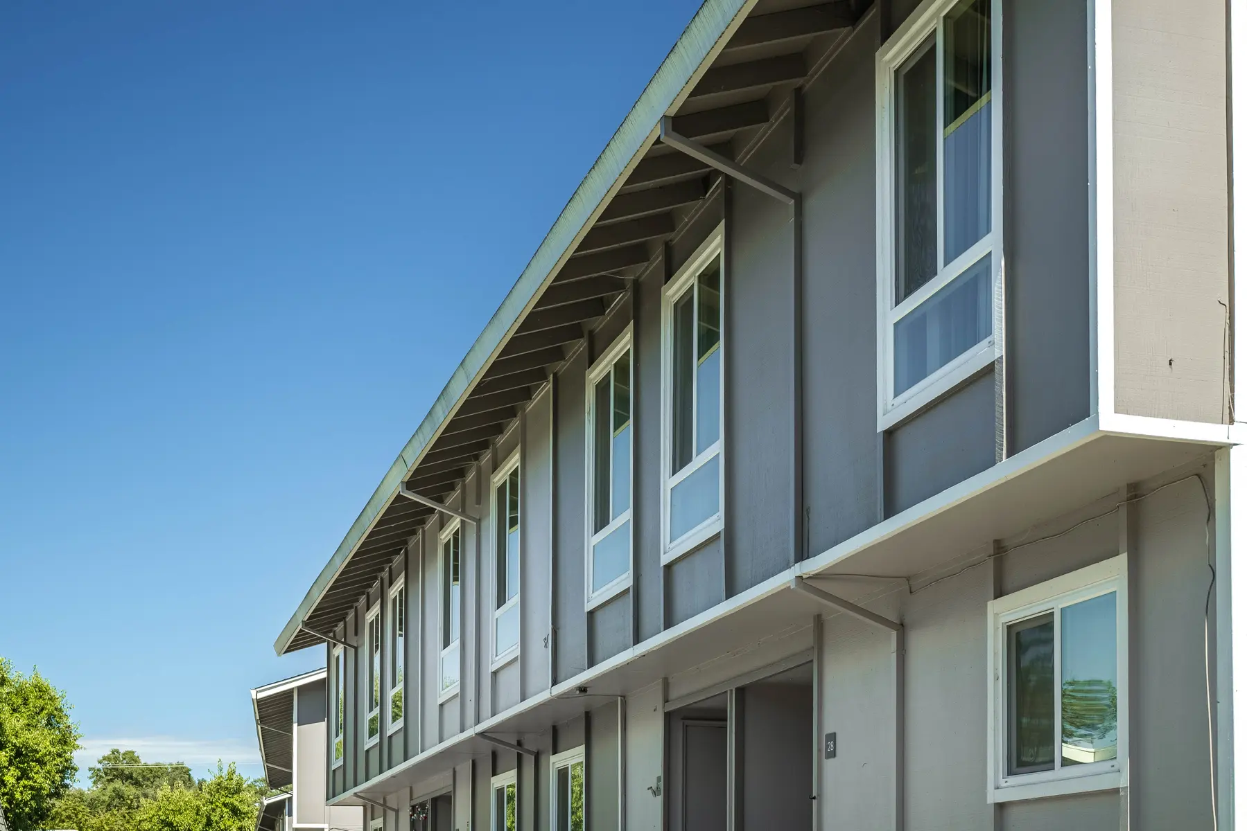 Creekside Oaks - Building, Condo, Housing