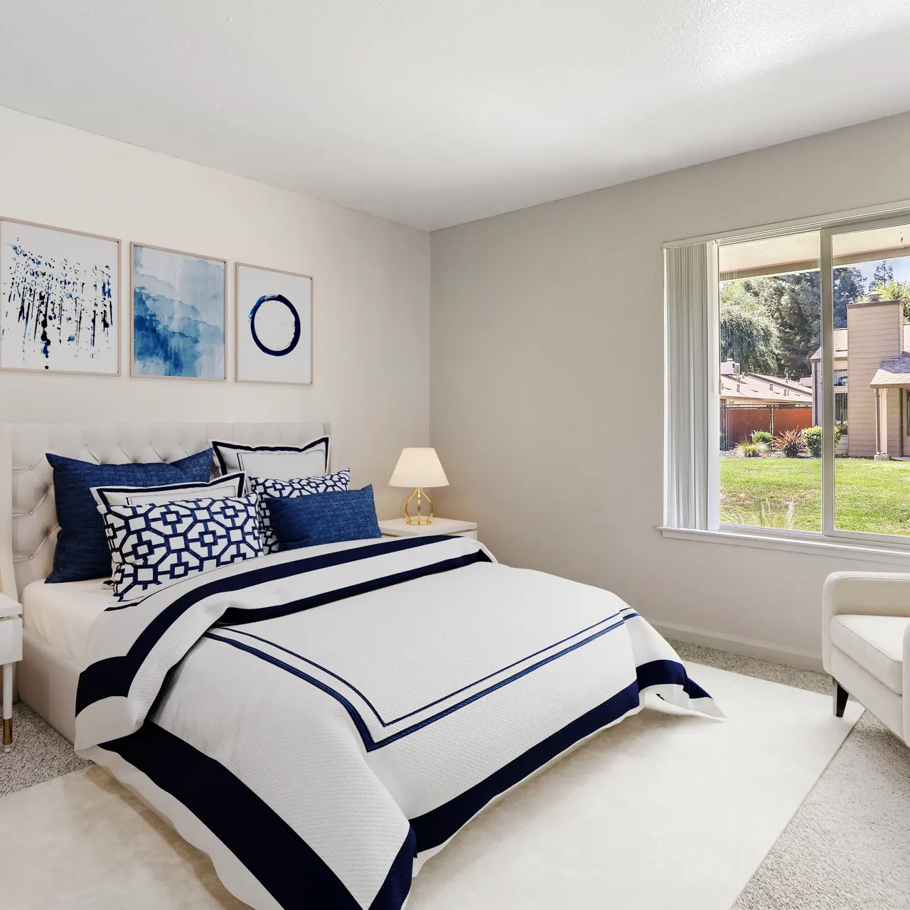 Brookside Crossing - Home Decor, Lamp, Corner