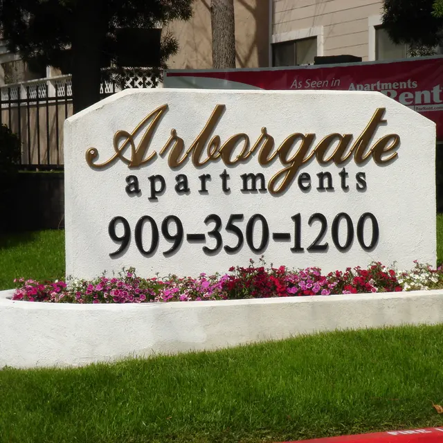 Arborgate Apartments - Grass, Lawn, Tomb