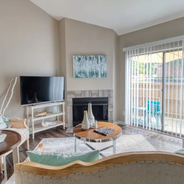 Knoll Crest Apartments - Room