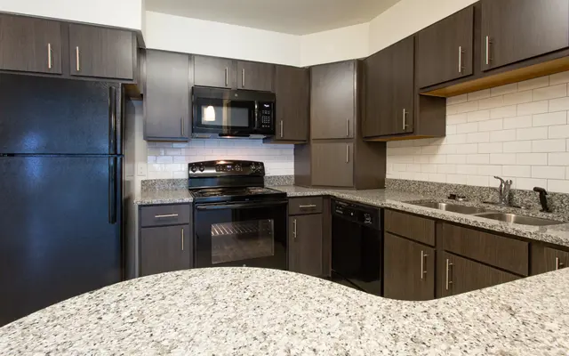 Casañas Village Apartments - Room, Appliance