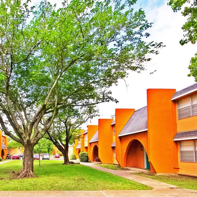 Adelita Townhomes - Neighborhood, Villa, Housing
