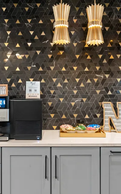 Neuhaus Apartments - Indoors, Interior Design, Shop