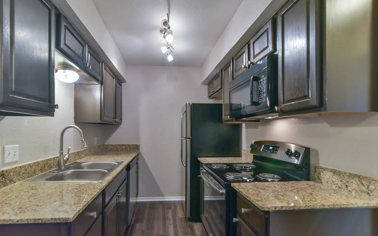 Knoll Creek - Indoors, Kitchen, Sink