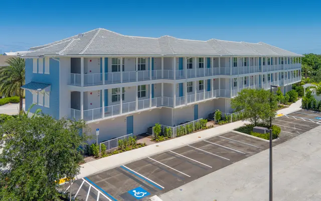 Centre at Abacoa - Building, Office Building, City