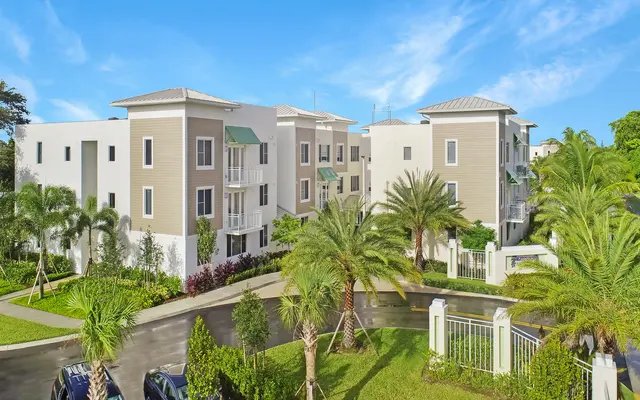 Pinnacle at Peacefield - Building, City, Plant