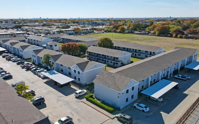 Metro at 1515 - Building, Outdoors, Suburb