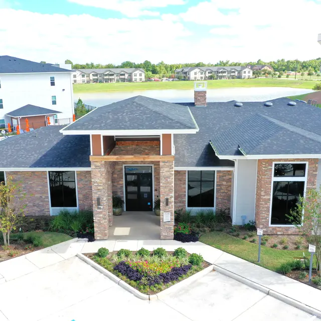 The Verge at Summer Park The Verge at Summer Park