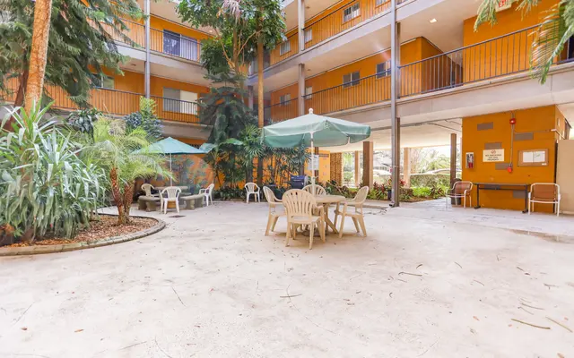 Park East Park Knowles Apts Exterior Park East Park Knowles Apts Exterior