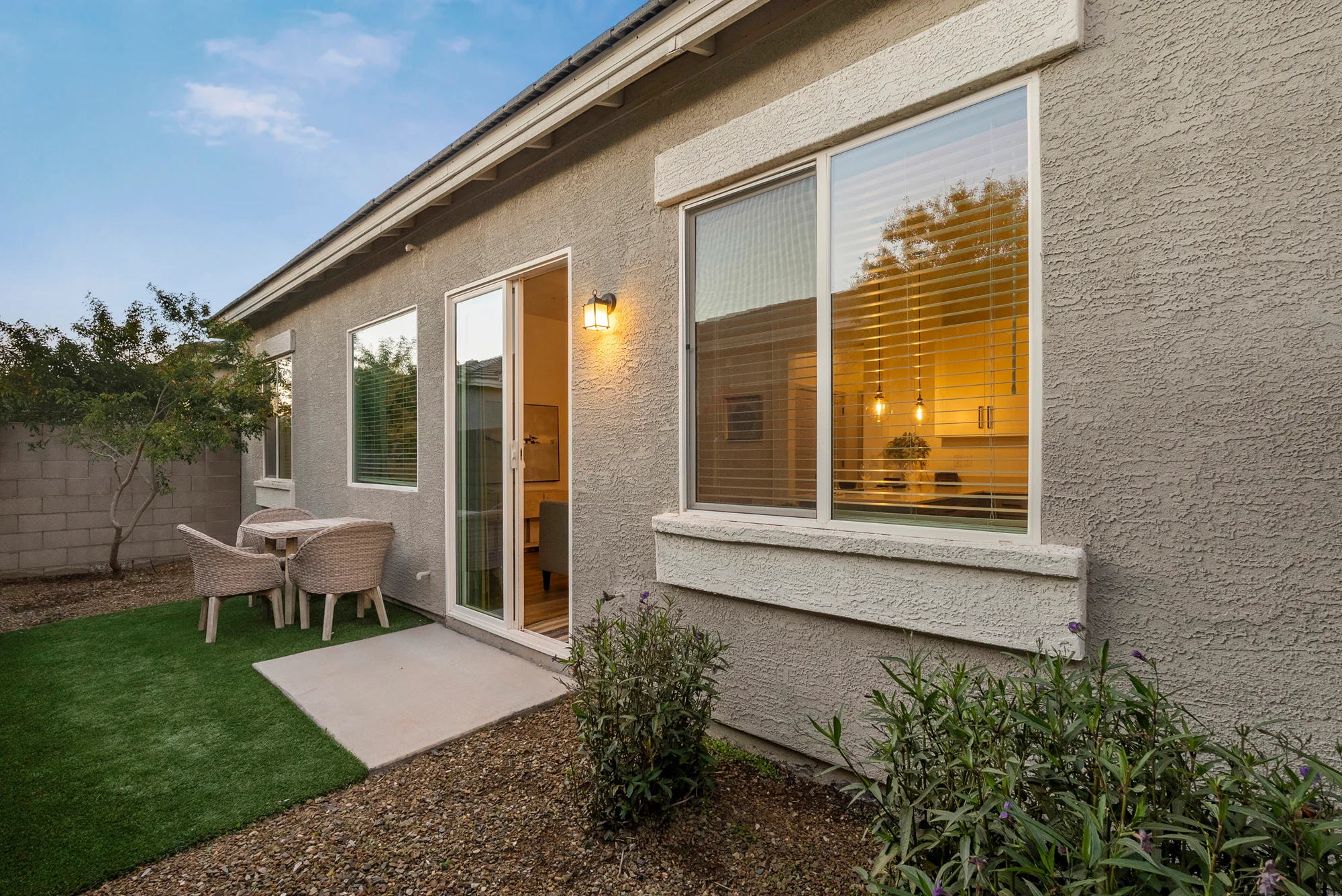 Backyard, Home exterior, Patio