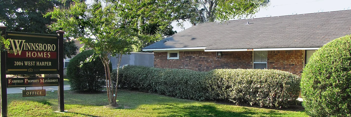 Winnsboro Homes - Building, Plant, Yard