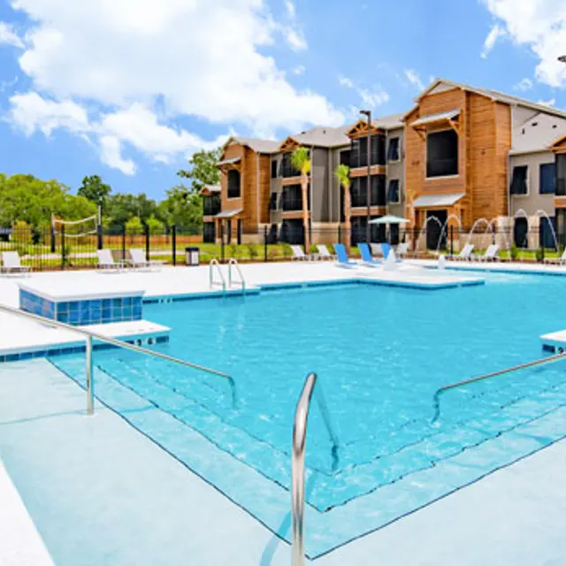 Belforest Apartments - Building, Water, Hotel