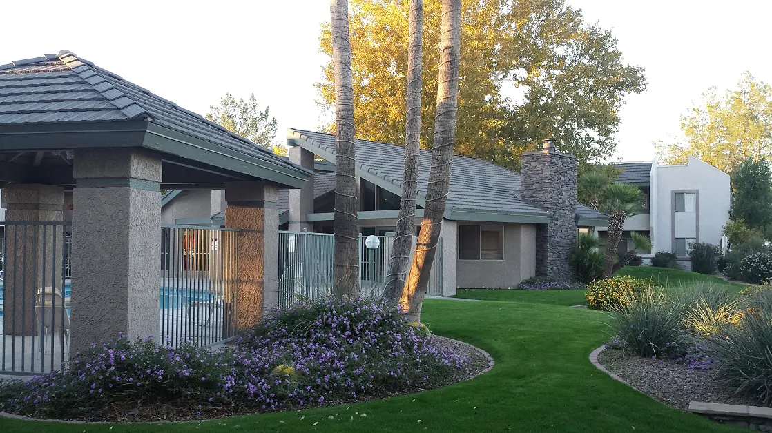 The Woods Apartments at Midvale Park - Grass, Neighborhood, Suburb