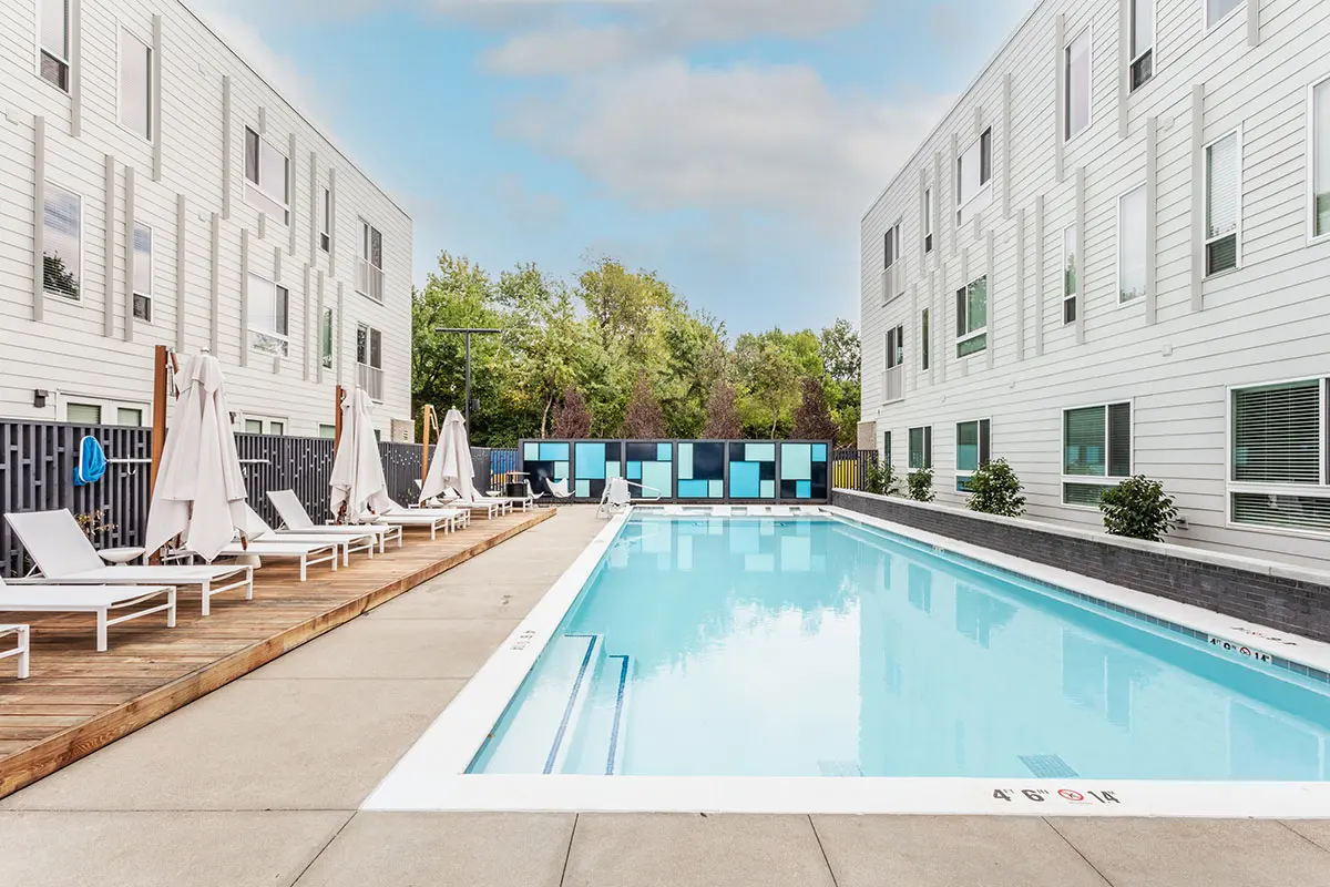 Luxury Apartments in Broad Ripple AYR Apartments