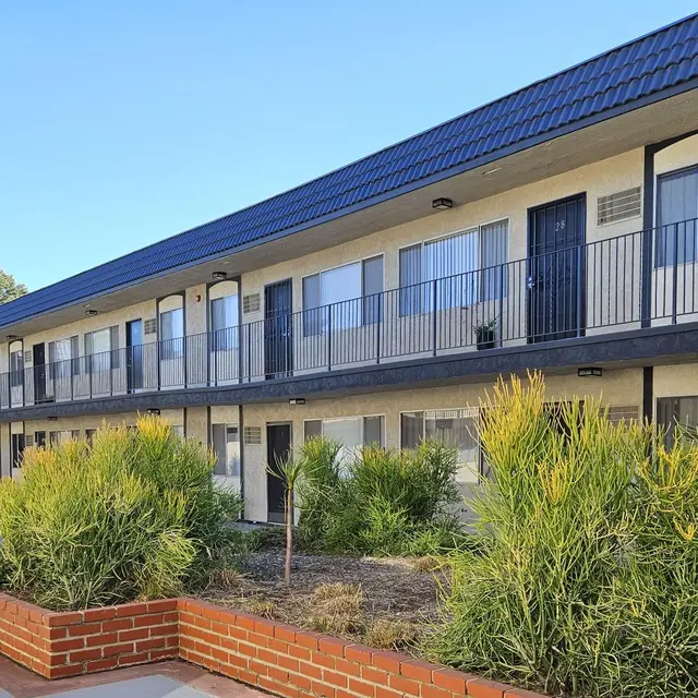 Casa de Granada Apartments - Building, Hotel, Housing