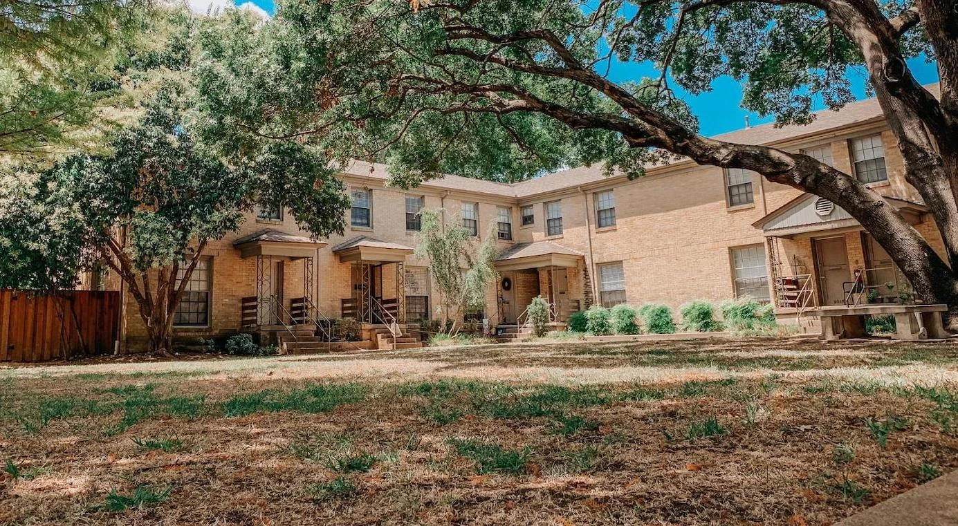 Belleview Belleview - City, Building, Housing