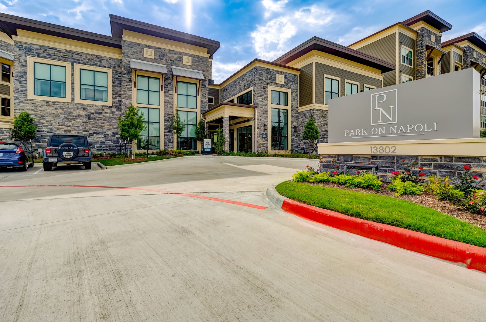 2 Bedroom Rental – 13802 Napoli Dr, Houston, TX, 77070