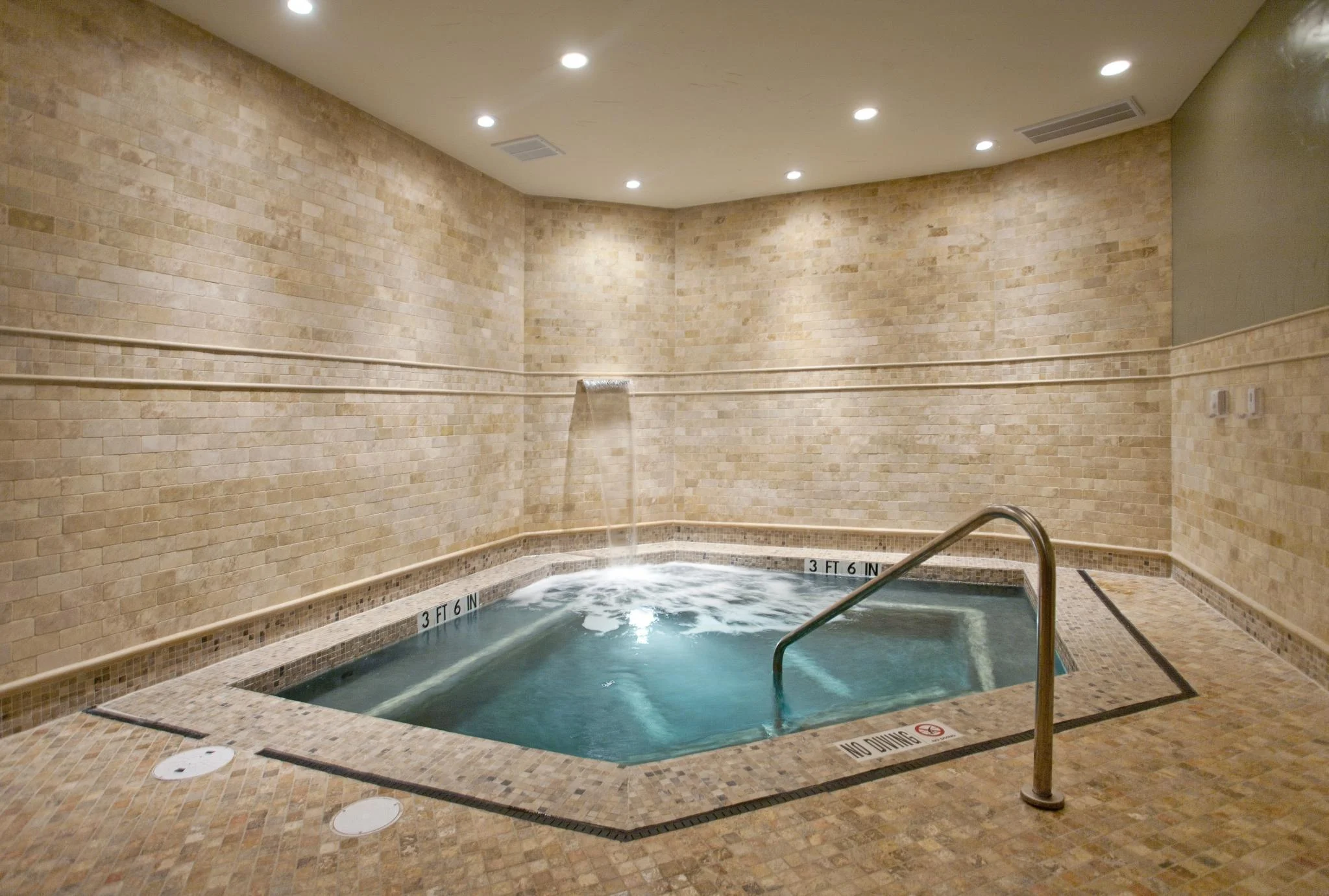 SYNC at Purgatory SYNC at Purgatory - Jacuzzi