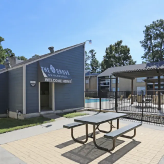 Grove on Gladstell - House, Housing, Patio