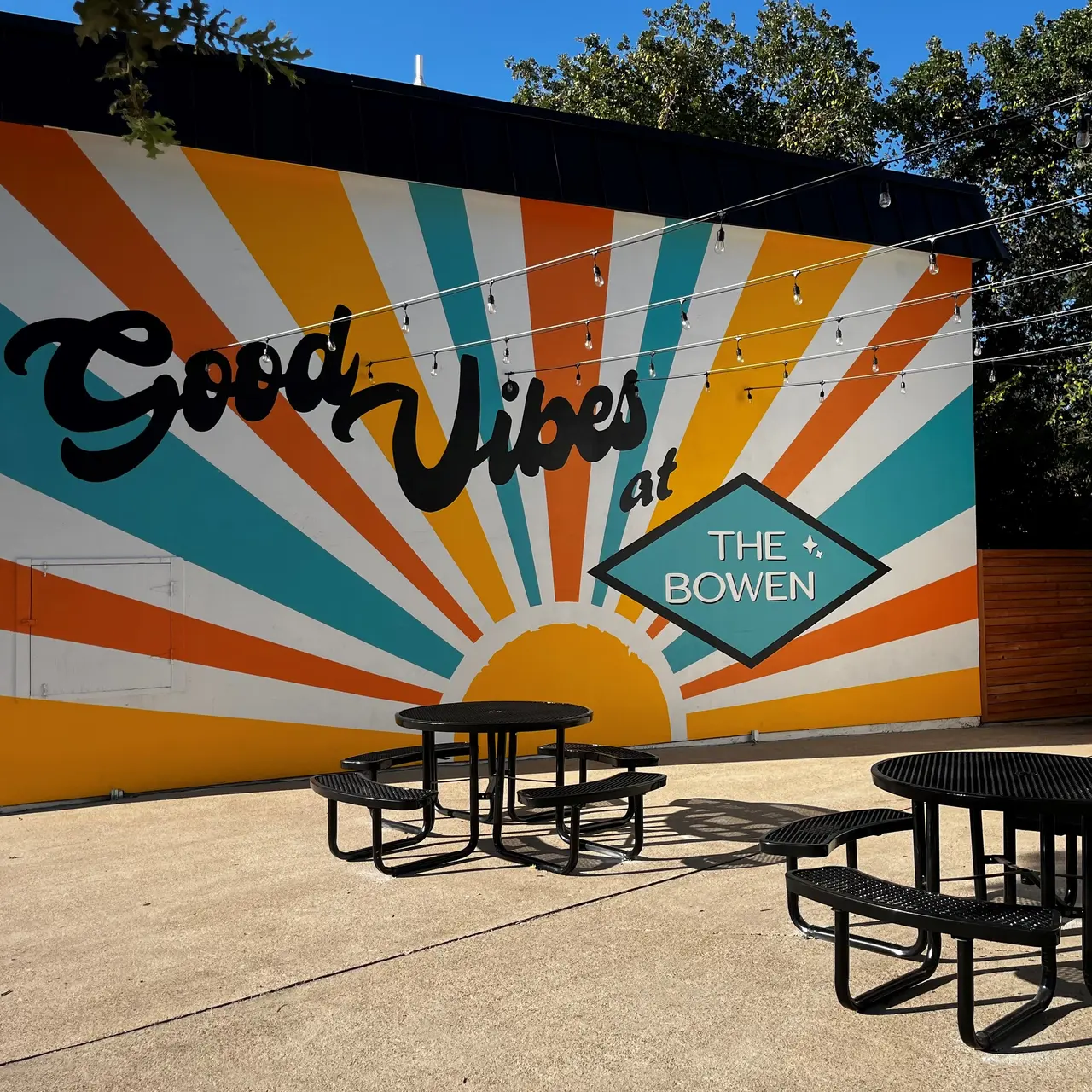 The Bowen of Arlington The Bowen of Arlington - Desk, Art, Painting