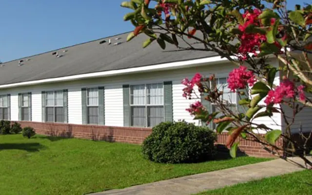 Garret Roberts Kilgore Garret Roberts Kilgore - Building, Urban, Plant