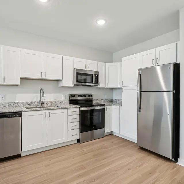 Spacious Kitchens & Smart Thermostats