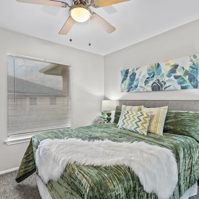 Holly Apartments - Interior Design, Home Decor, Appliance