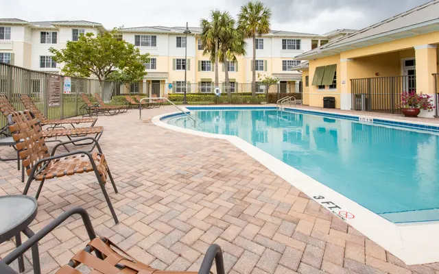 Pinnacle at Avery Glen Pool Pinnacle at Avery Glen Pool