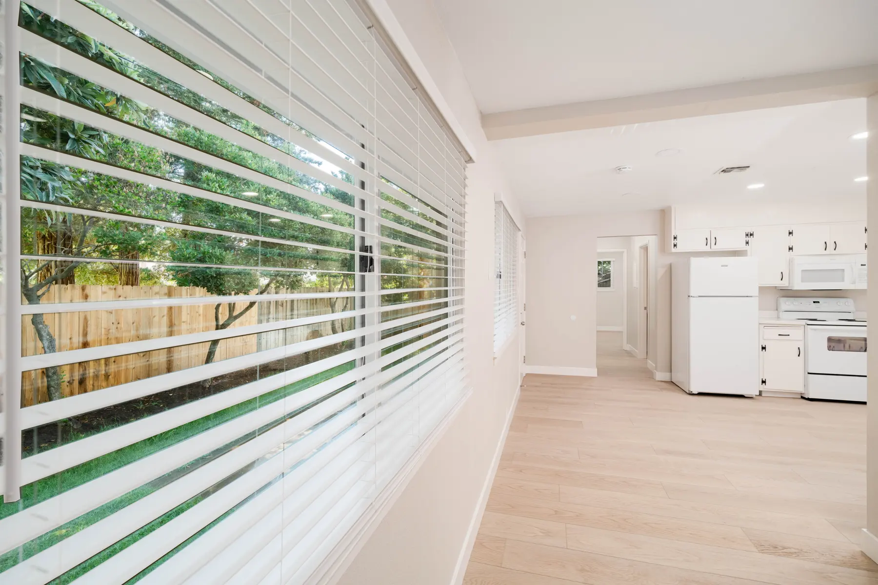 El Camino Duplexes - Indoors, Interior Design, Home Decor