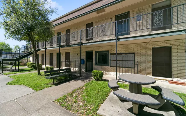 Belleview Belleview - City, Urban, Housing