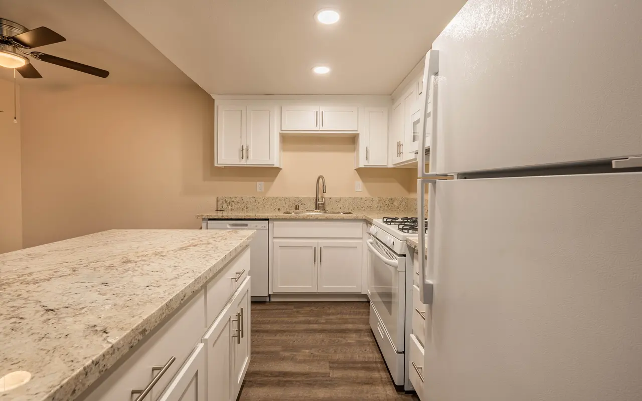 Marconi Oaks - Indoors, Interior Design, Kitchen