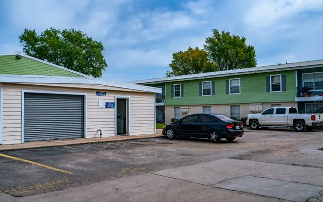 Northwest Corners - Garage, Indoors, Car